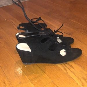 Low black tie up Wedges